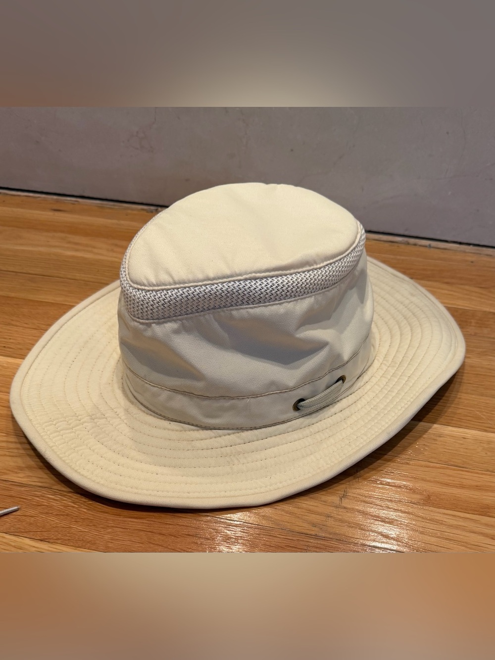 Men's Tilley AirFlow Cream Sun Hat - Breathable Outdoor Hat